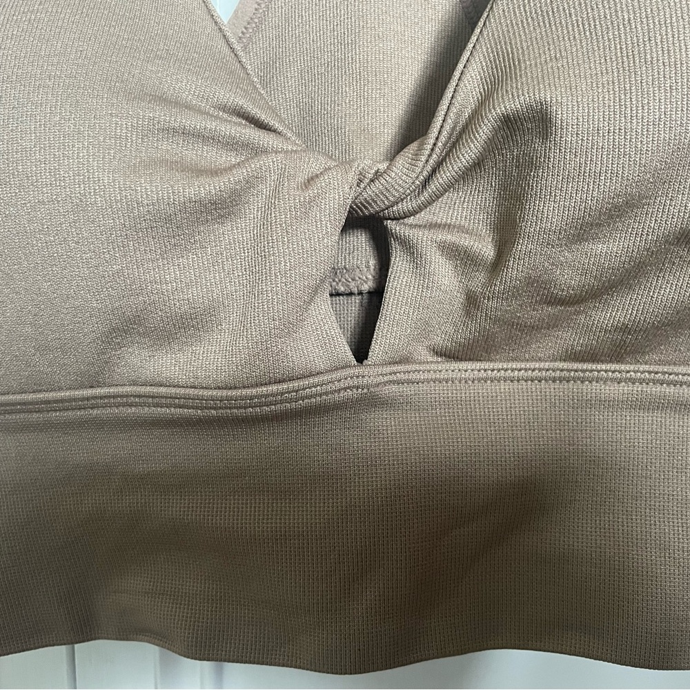 Jessica Simpson Sportsbra - Picture 2 of 4